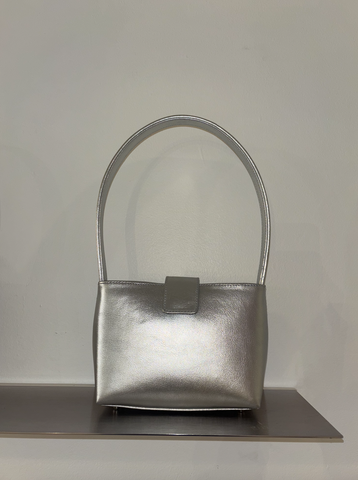 La Peque Shoulder Bag