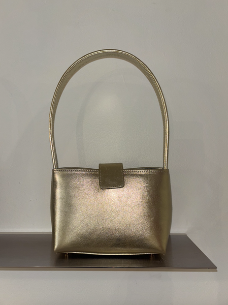 La Peque Shoulder Bag